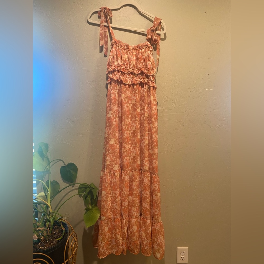 ASTR coral maxi dress size Medium, new with the tags